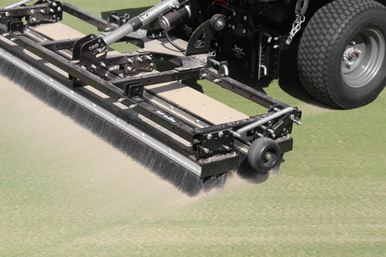 MG72 Multi Groomer Brush Side Dressing IMG_0028 375h